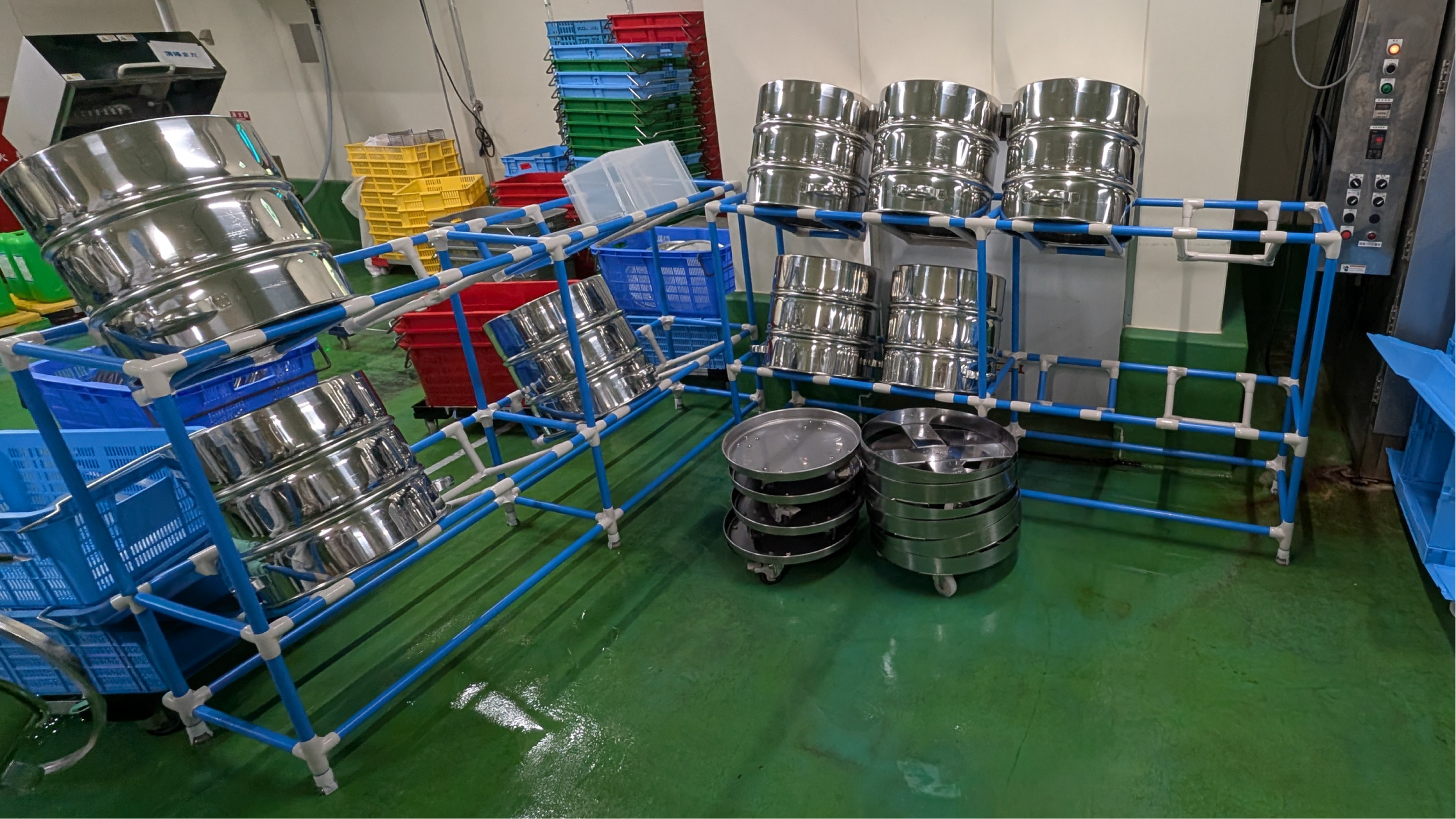 特注容器と洗浄機