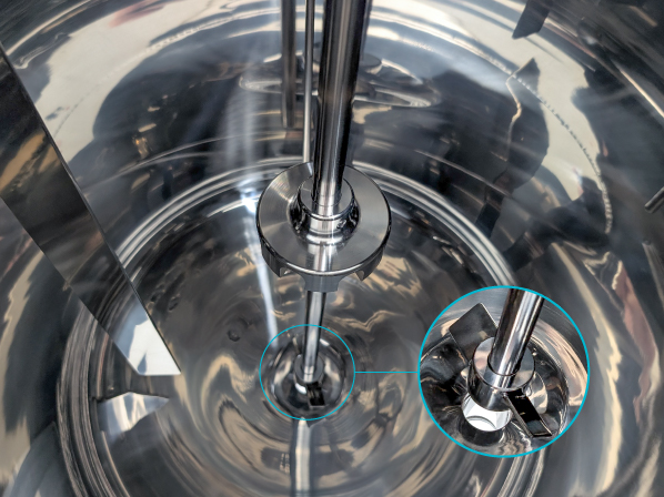 断熱カバー付温調ジャケットタンク