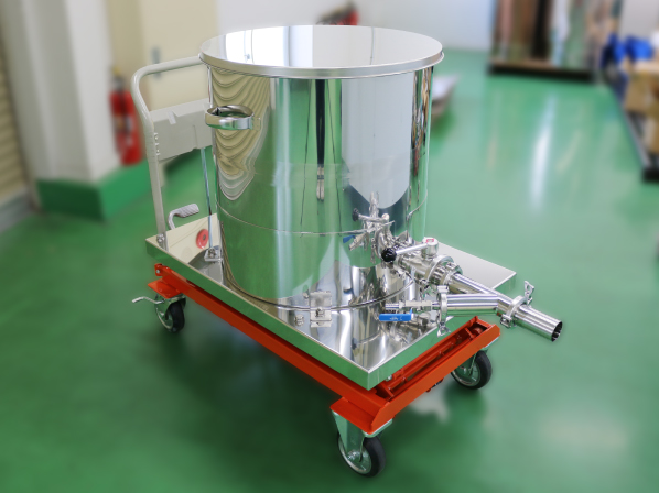 【採用事例】食品原料の貯蔵・排出用ステンレスタンク